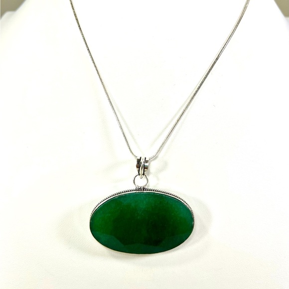 Emerald 925 Pendant - Picture 3 of 6